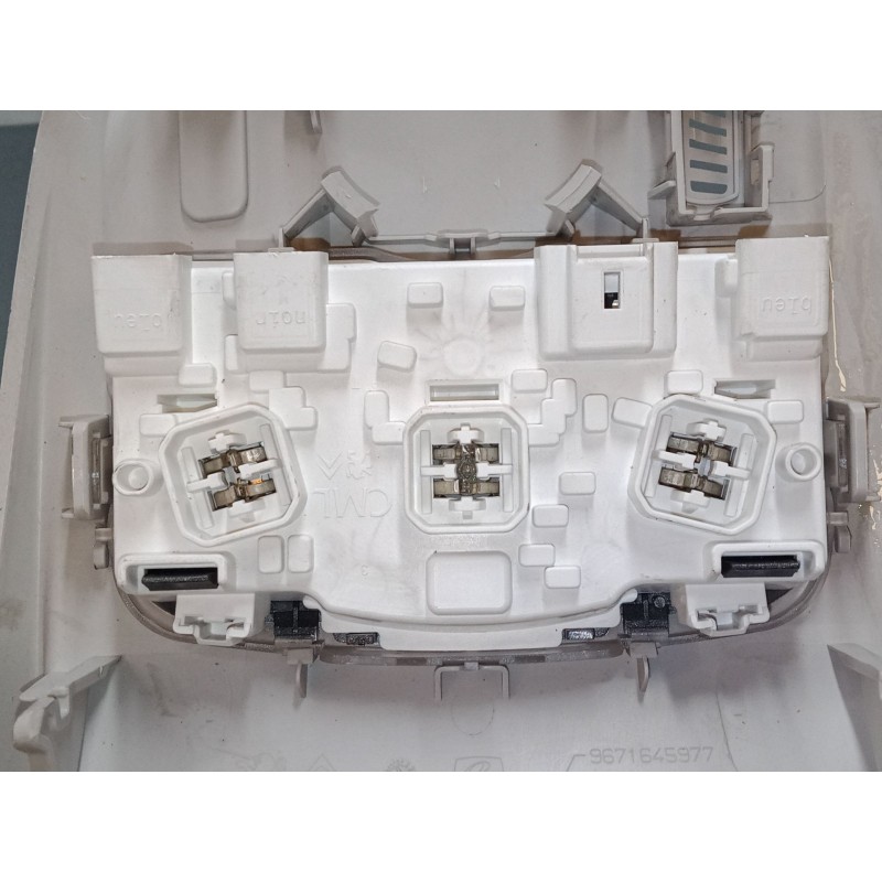 Recambio de luz interior delantera para citroën c4 ii (nc_) 1.6 hdi 90 referencia OEM IAM   