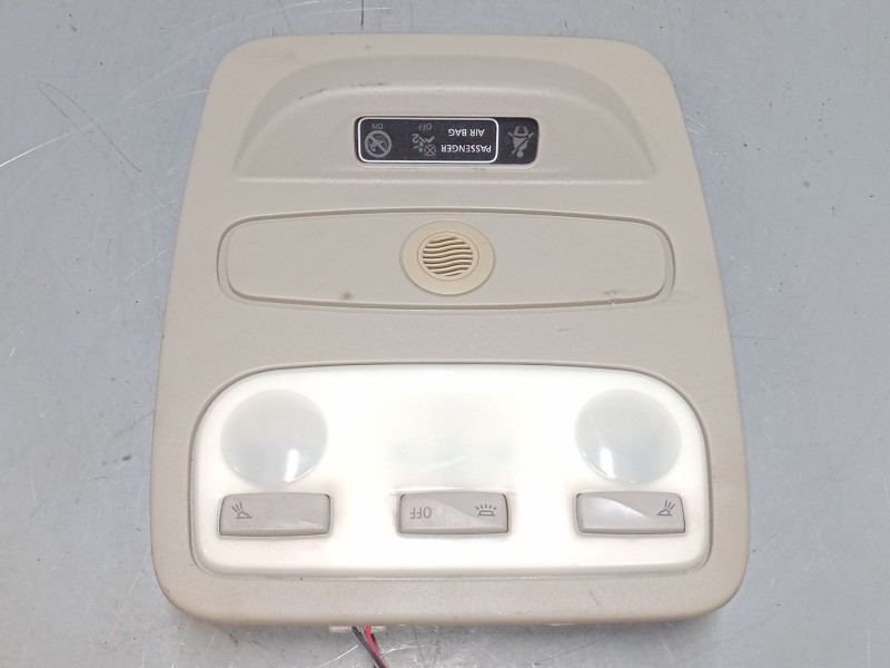 Recambio de luz interior delantera para renault captur i (j5_, h5_) 1.5 dci 90 referencia OEM IAM   