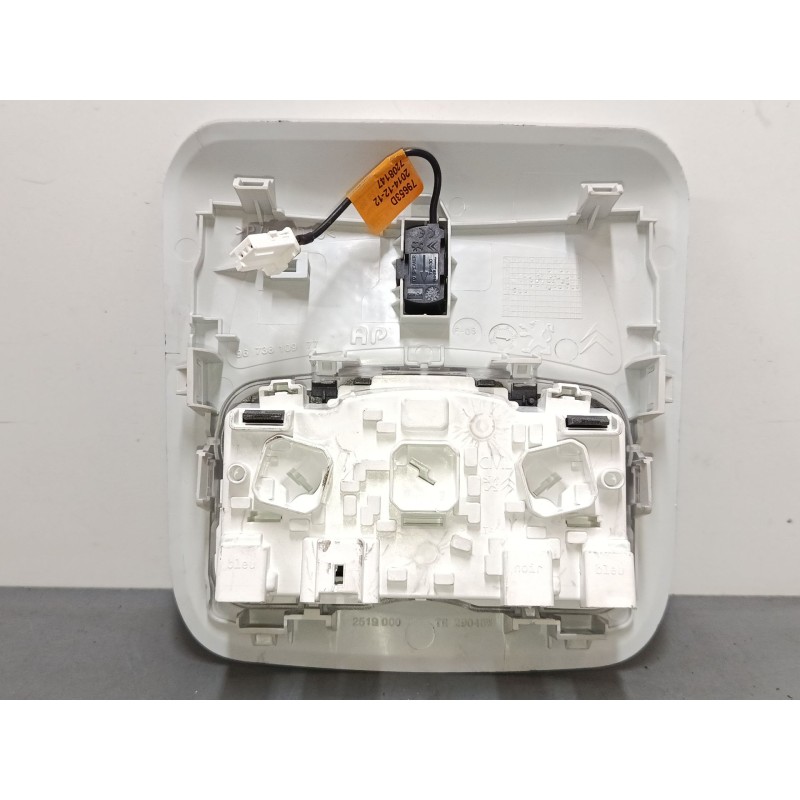 Recambio de luz interior delantera para peugeot 208 i (ca_, cc_) 1.2 vti 82 referencia OEM IAM   