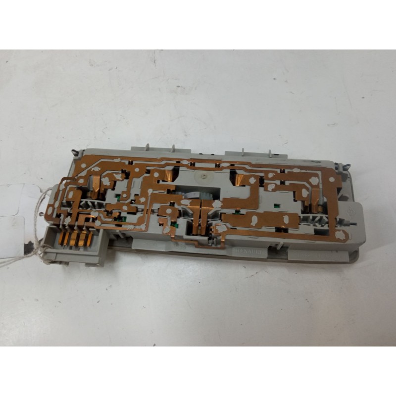 Recambio de luz interior delantera para renault laguna ii (bg0/1_) 1.9 dci (bg1a, bg1w, bg0g) referencia OEM IAM   