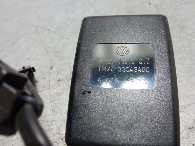 Recambio de anclaje cinturon delantero derecho para volkswagen touran (1t1, 1t2) 1.6 fsi referencia OEM IAM   