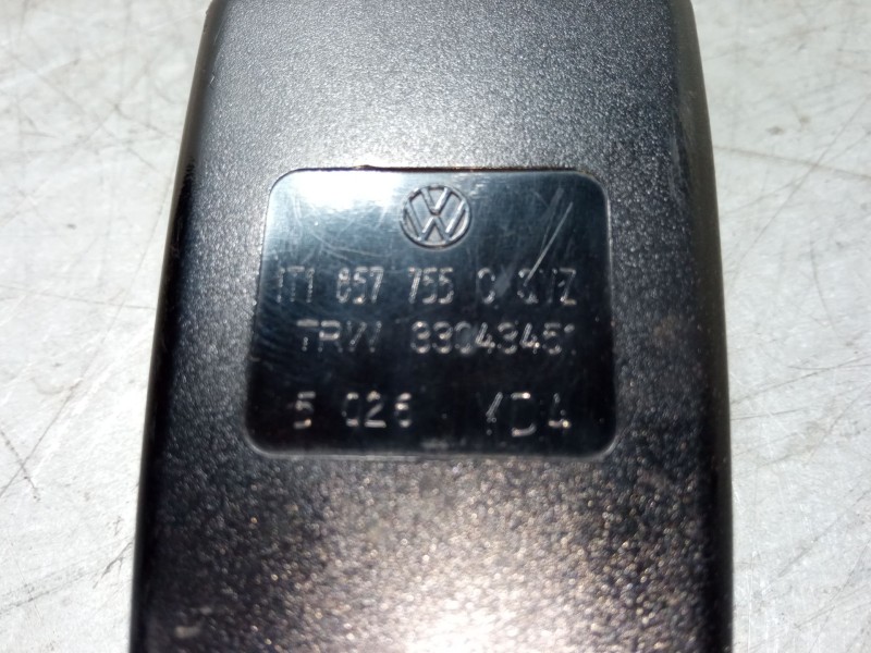 Recambio de anclaje cinturon delantero izquierdo para volkswagen touran (1t1, 1t2) 1.6 fsi referencia OEM IAM   