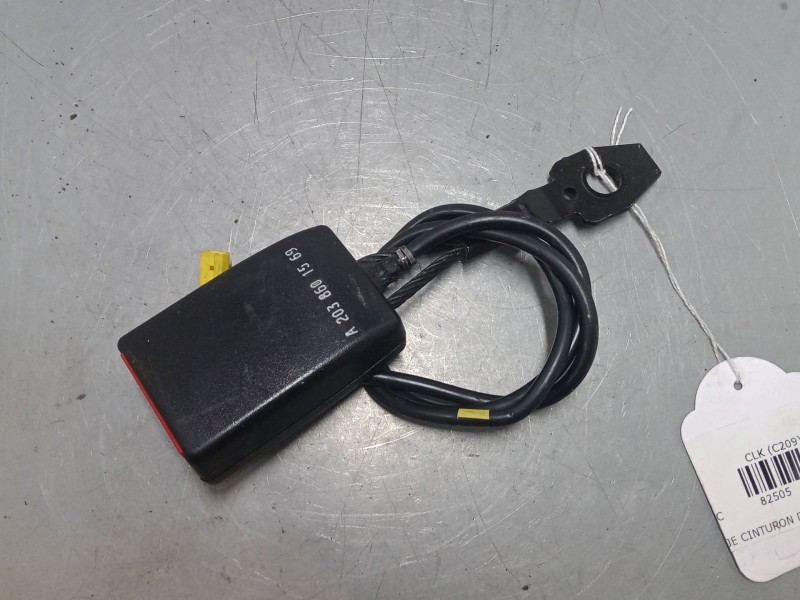Recambio de anclaje cinturon delantero derecho para mercedes-benz clk (c209) clk 200 kompressor (209.342) referencia OEM IAM   