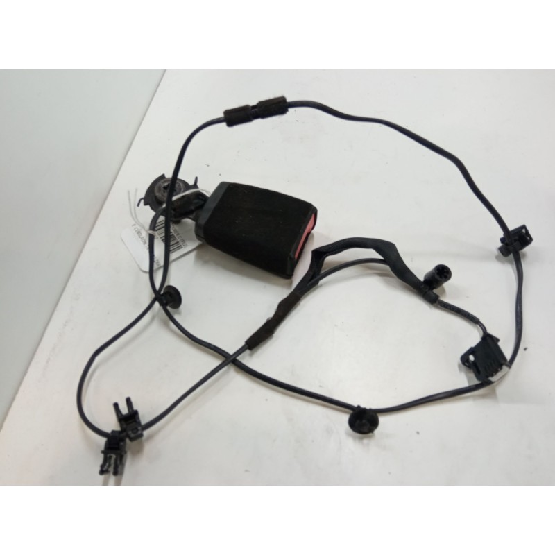 Recambio de anclaje cinturon trasero derecho para opel zafira tourer c (p12) 1.6 cdti (75) referencia OEM IAM   