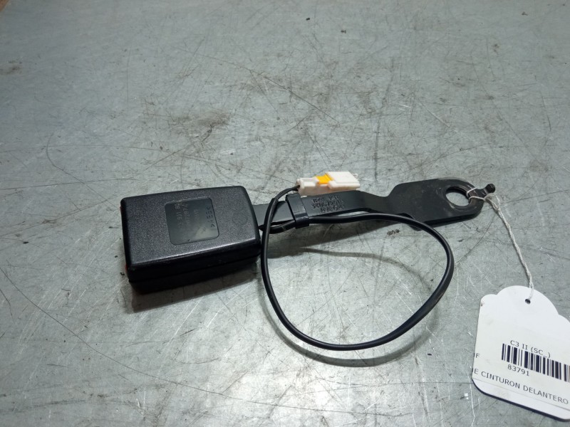 Recambio de anclaje cinturon delantero izquierdo para citroën c3 ii (sc_) 1.0 vti 68 referencia OEM IAM   