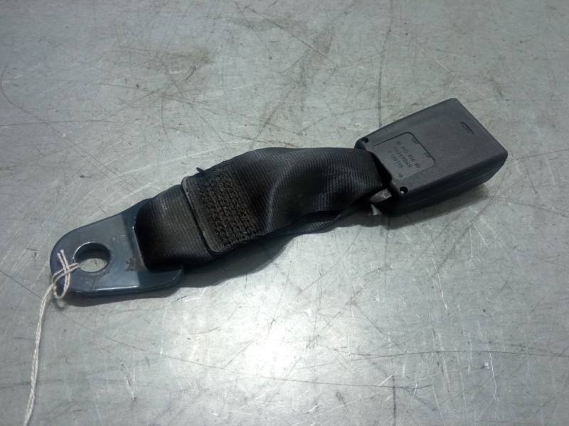 Recambio de anclaje cinturon trasero derecho para citroën c3 ii (sc_) 1.0 vti 68 referencia OEM IAM   