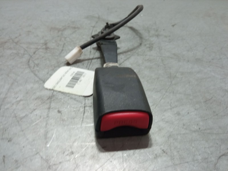 Recambio de anclaje cinturon delantero derecho para mazda 2 (de_, dh_) 1.4 mzr-cd referencia OEM IAM   