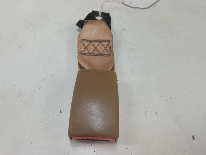 Recambio de anclaje cinturon trasero derecho para landwind (jmc) cv9 1.6 referencia OEM IAM   