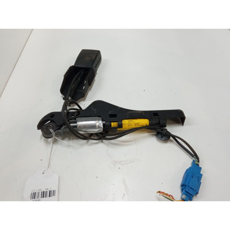 Recambio de anclaje cinturon delantero izquierdo para citroën c3 i (fc_, fn_) 1.4 i referencia OEM IAM   