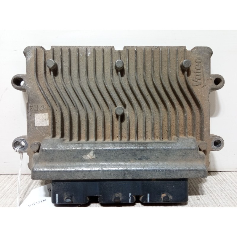 Recambio de centralita motor uce para peugeot 206 hatchback (2a/c) 1.4 i referencia OEM IAM 21585784-1A  