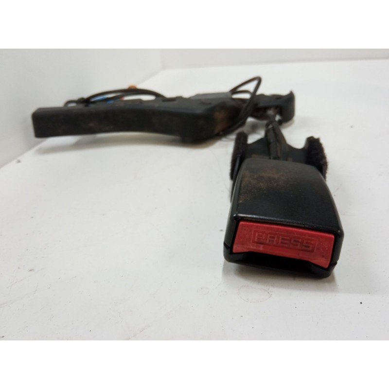 Recambio de anclaje cinturon delantero izquierdo para citroën c3 i (fc_, fn_) 1.4 i referencia OEM IAM   