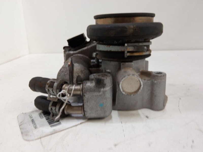 Recambio de caja mariposa para peugeot 107 (pm_, pn_) 1.0 referencia OEM IAM 220300Q020  