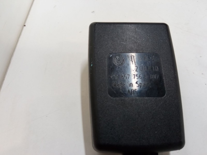 Recambio de anclaje cinturon delantero derecho para seat altea (5p1) 1.6 tdi referencia OEM IAM   