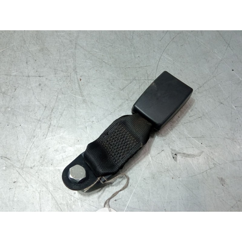 Recambio de anclaje cinturon trasero derecho para fiat doblo furgoneta/monovolumen (223_) 1.3 jtd 16v multijet referencia OEM IA