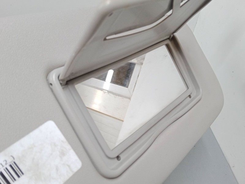 Recambio de parasol derecho para toyota corolla verso (_e12_) 1.8 vvt-i (zze122_) referencia OEM IAM   