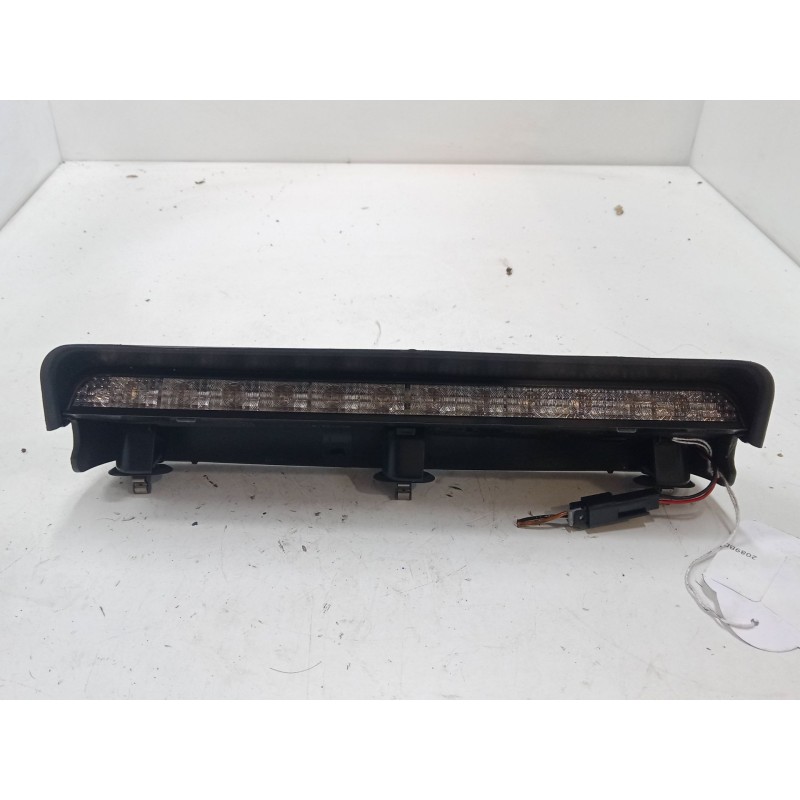 Recambio de luz central de freno para opel corsa c (x01) 1.2 (f08, f68) referencia OEM IAM   