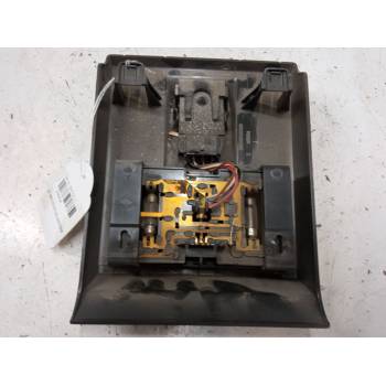 LUZ INTERIOR DELANTERA 7700758368 