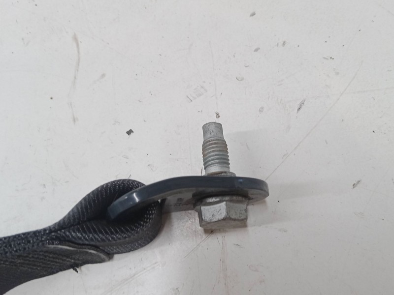 Recambio de anclaje cinturon trasero derecho para citroën c3 ii (sc_) 1.4 referencia OEM IAM   