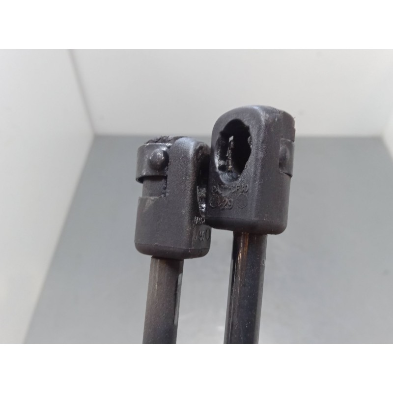 Recambio de amortiguadores capo para volkswagen touareg (7la, 7l6, 7l7) 2.5 r5 tdi referencia OEM IAM   