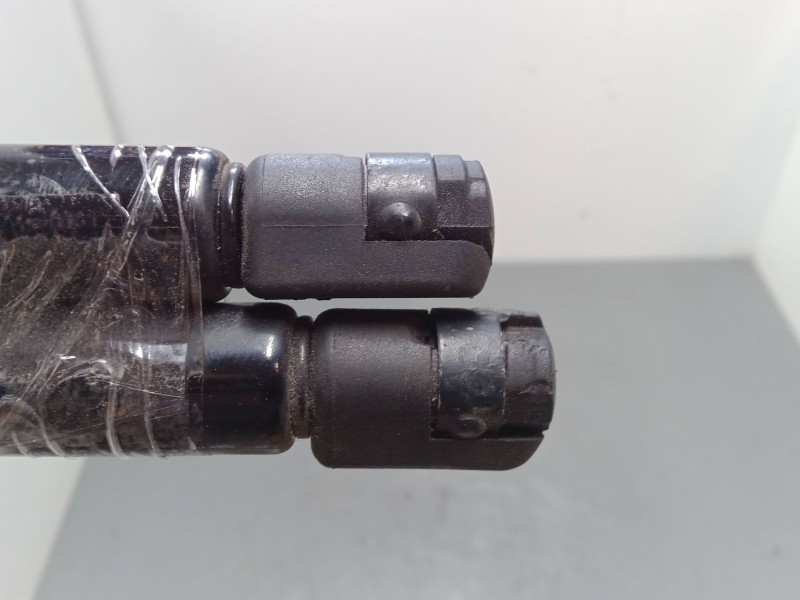 Recambio de amortiguadores capo para volkswagen touareg (7la, 7l6, 7l7) 2.5 r5 tdi referencia OEM IAM   