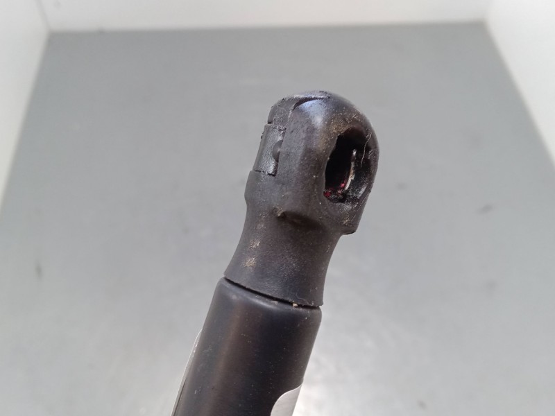 Recambio de amortiguadores capo para volvo c30 (533) 1.6 d referencia OEM IAM   