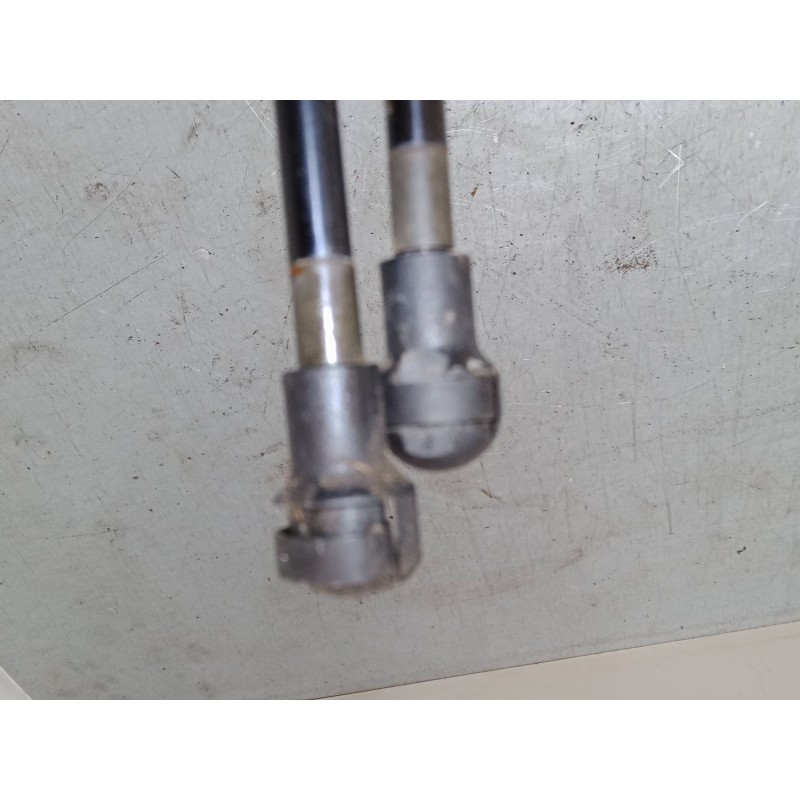 Recambio de amortiguadores malet/porton para citroën c3 ii (sc_) 1.4 referencia OEM IAM   