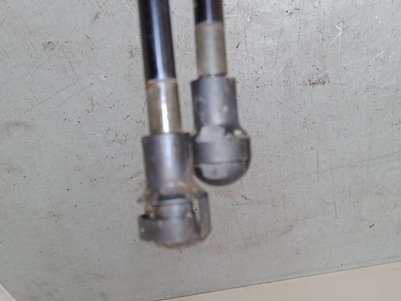 Recambio de amortiguadores malet/porton para citroën c3 ii (sc_) 1.4 referencia OEM IAM   