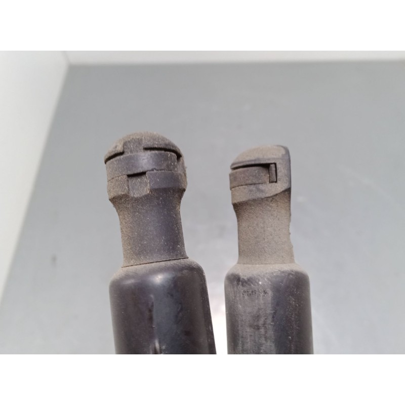 Recambio de amortiguadores malet/porton para peugeot 208 i (ca_, cc_) 1.2 vti 82 referencia OEM IAM   