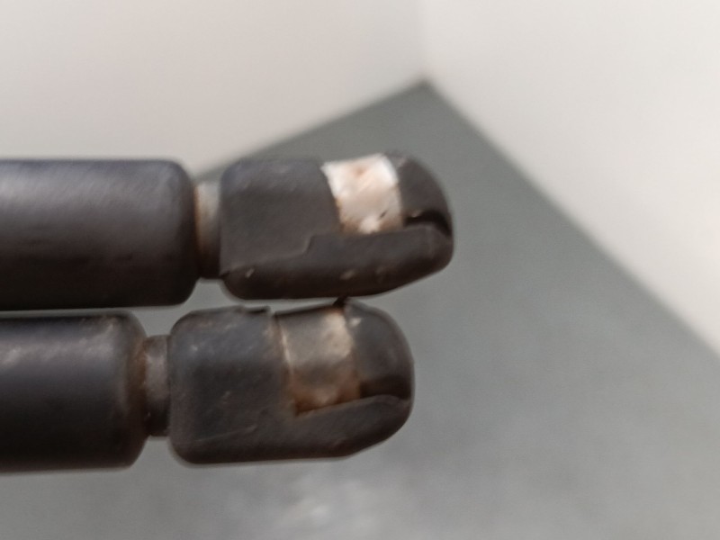 Recambio de amortiguadores malet/porton para mini mini (r50, r53) one referencia OEM IAM   