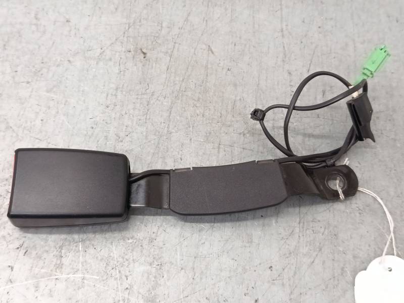 ANCLAJE CINTURON DELANTERO IZQUIERDO 