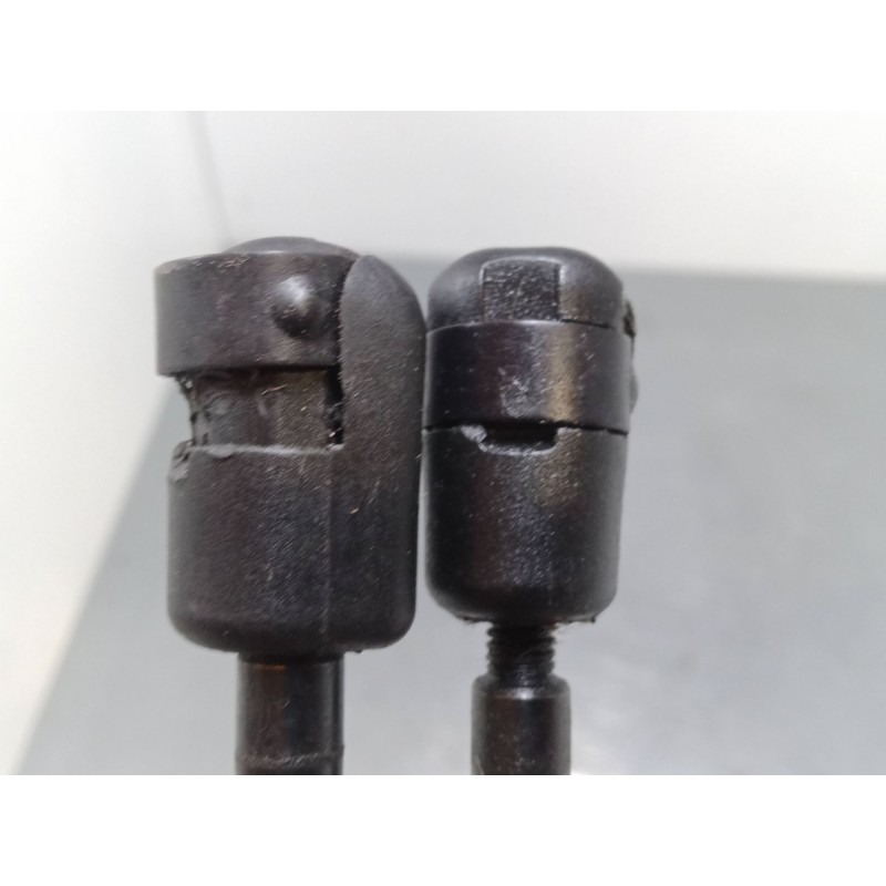 Recambio de amortiguadores malet/porton para renault clio iii (br0/1, cr0/1) 1.5 dci (br17, cr17) referencia OEM IAM   