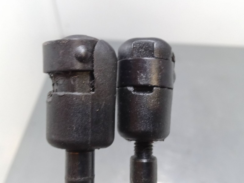 Recambio de amortiguadores malet/porton para renault clio iii (br0/1, cr0/1) 1.5 dci (br17, cr17) referencia OEM IAM   