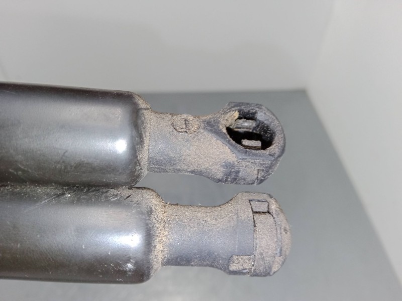 Recambio de amortiguadores malet/porton para peugeot 208 i (ca_, cc_) 1.2 vti 82 referencia OEM IAM   