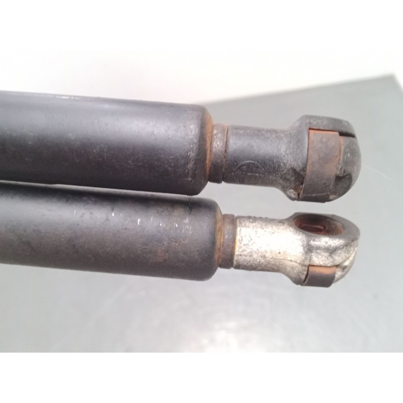 Recambio de amortiguadores maletero / porton para nissan x-trail i (t30) 2.2 di 4x4 referencia OEM IAM   