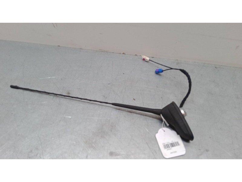 Recambio de antena para peugeot 208 i (ca_, cc_) 1.6 hdi / bluehdi 75 referencia OEM IAM   