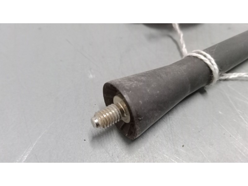 Recambio de antena para opel zafira a monospace (t98) 2.2 dti 16v (f75) referencia OEM IAM   