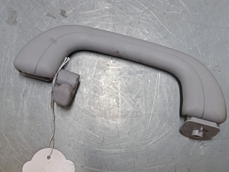 Recambio de asidero trasero izquierdo para kia rio iii (ub) 1.1 crdi referencia OEM IAM   