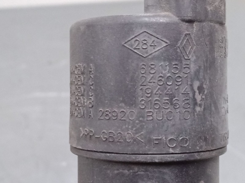 Recambio de bomba limpiaparabrisas para peugeot 208 i (ca_, cc_) 1.2 vti 82 referencia OEM IAM   