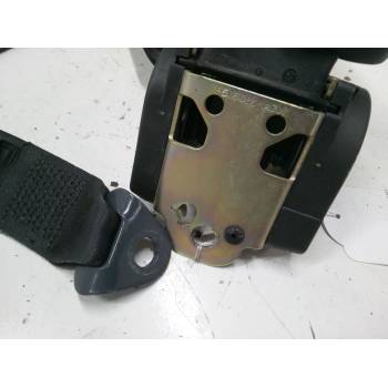 CINTURON SEGURIDAD TRASERO DERECHO 