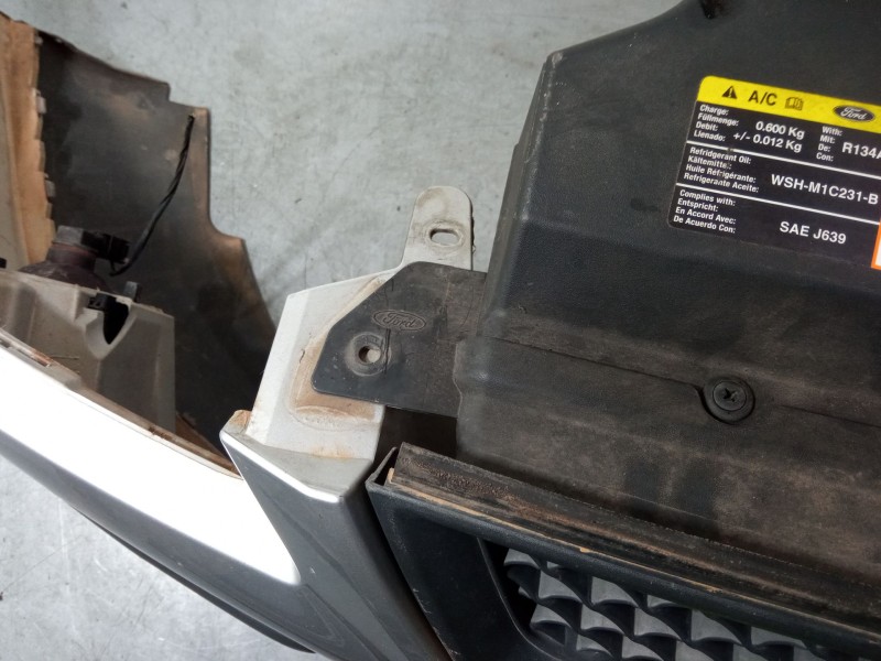 Recambio de paragolpes delantero para ford focus ii furgoneta/station wagon 1.6 tdci referencia OEM IAM   