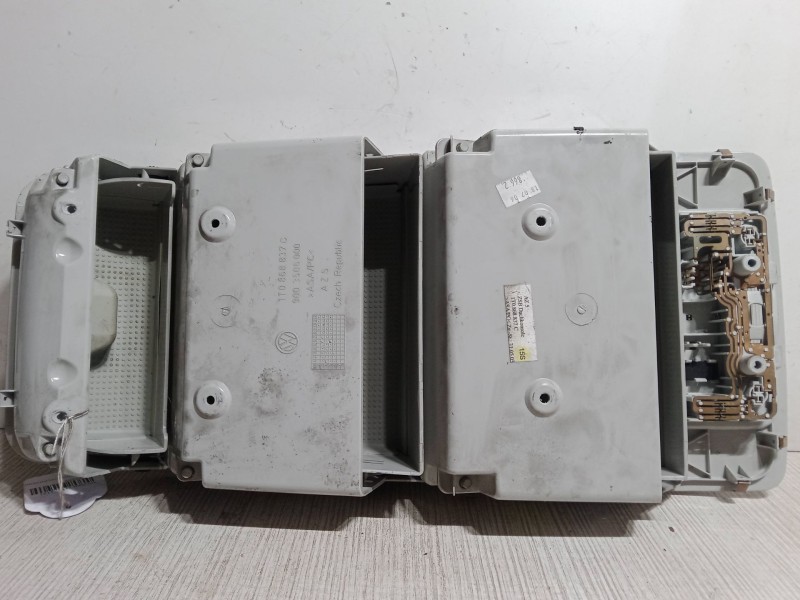 Recambio de luz interior delantera para volkswagen touran (1t1, 1t2) 2.0 tdi referencia OEM IAM   