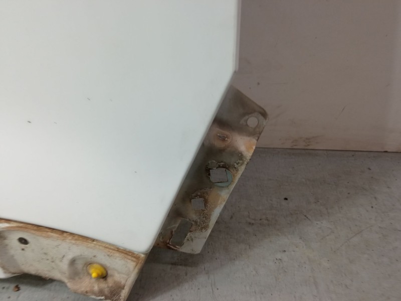 Recambio de aleta delantera derecha para renault master ii autobús (jd) 2.5 dci 120 referencia OEM IAM   