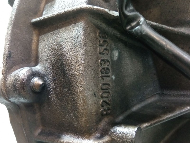 Recambio de caja de cambios manual 6 velocidades para renault master ii autobús (jd) 2.5 dci 120 referencia OEM IAM 8200183550  