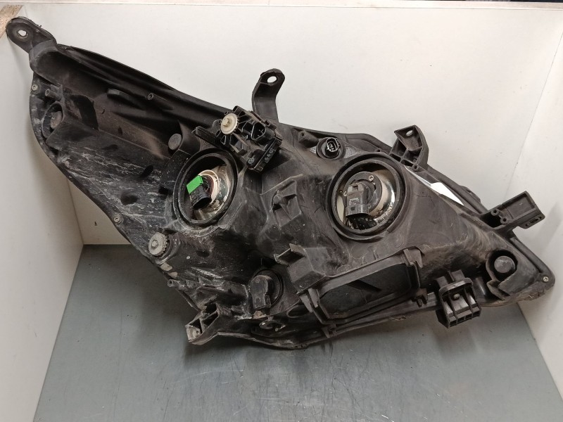 Recambio de faro izquierdo para toyota verso (_r2_) 1.6 (zgr20_) referencia OEM IAM 811700F090  