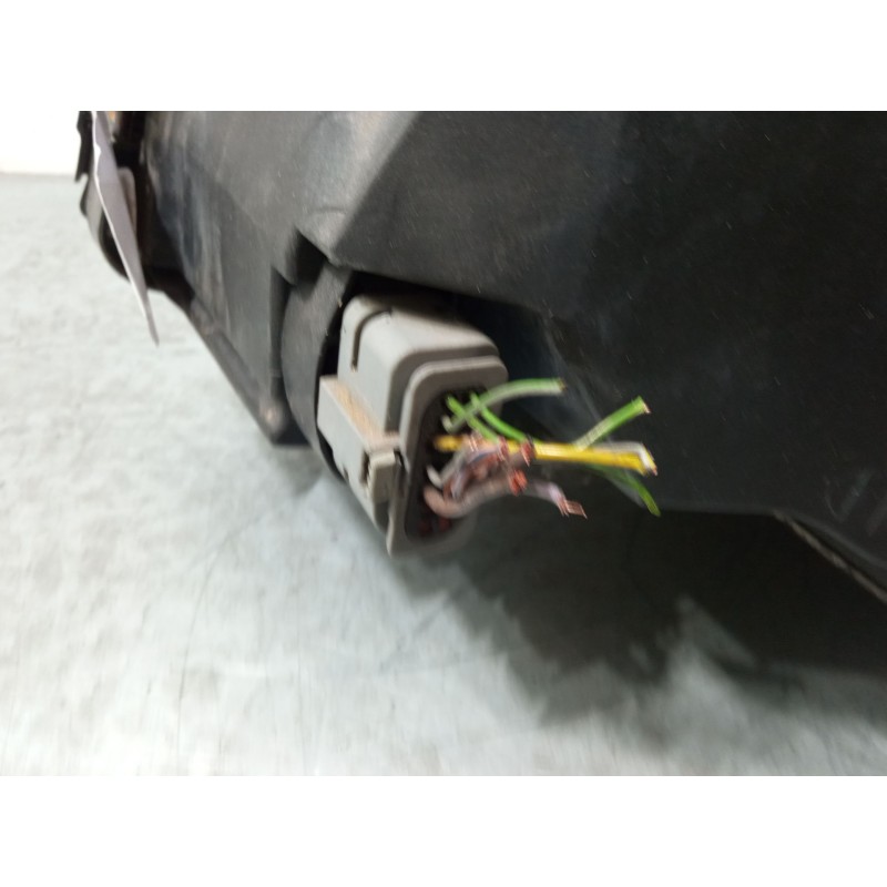 Recambio de faro derecho para mercedes-benz clase s (w221, v221) s 400 hybrid (221.095, 221.195) referencia OEM IAM A2218706289 