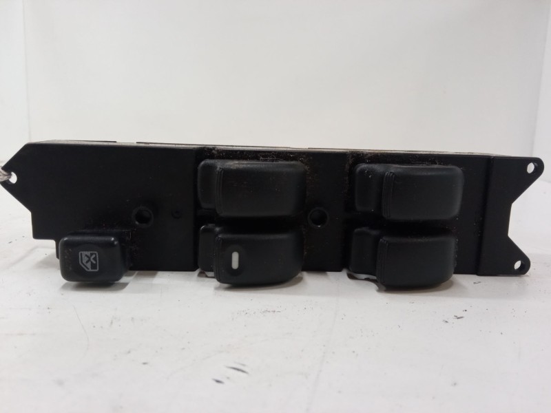 Recambio de mando elevalunas delantero izquierdo para mitsubishi galant viii (ea_) 2.0 (ea2a) referencia OEM IAM C8DD232M  