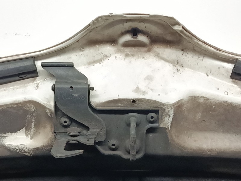 Recambio de capo para skoda superb ii (3t4) 2.0 tdi 16v referencia OEM IAM 3T0823031  