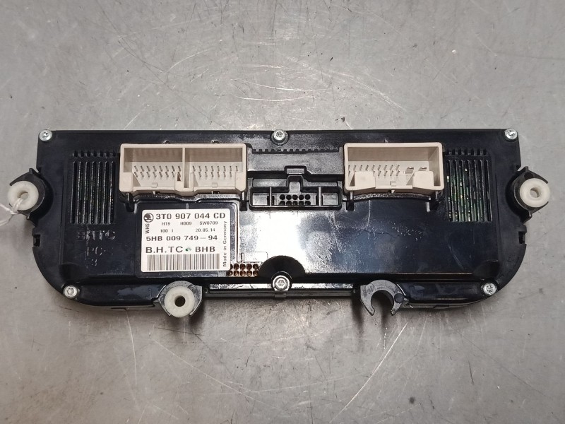 Recambio de mando climatizador para skoda superb ii (3t4) 2.0 tdi 16v referencia OEM IAM 3T0907044CD  