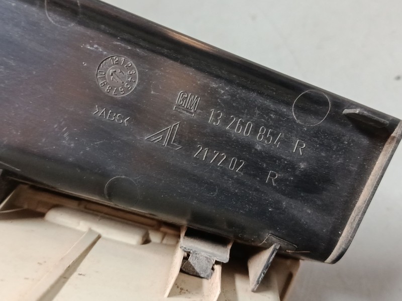 Recambio de piloto trasero derecho para opel zafira / zafira family b (a05) 1.6 (m75) referencia OEM IAM 13260854R  