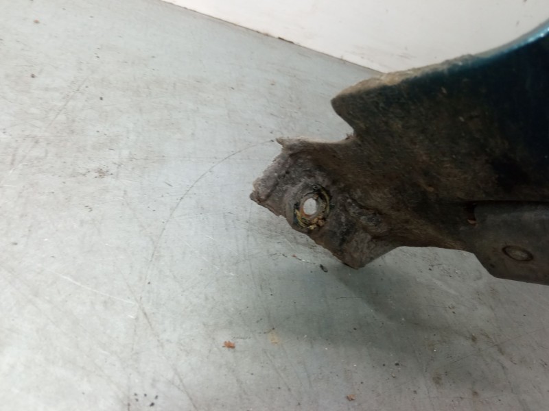 Recambio de aleta delantera derecha para opel corsa c (x01) 1.2 (f08, f68) referencia OEM IAM   